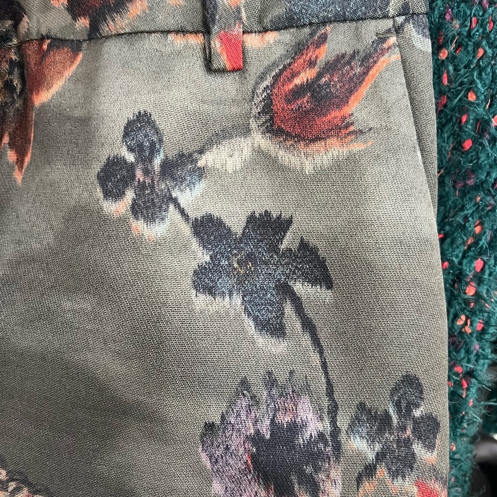 Scotch & Soda Green Floral Men's Chinos - Picture 3 of 5